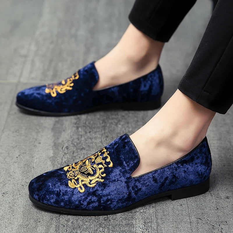 Wedding Dress Shoes Casual Men Loafers New Big Size Lazy Peas shoes Embroidery Moccasins Shoes Suede Leather shoes - Beri Collection
